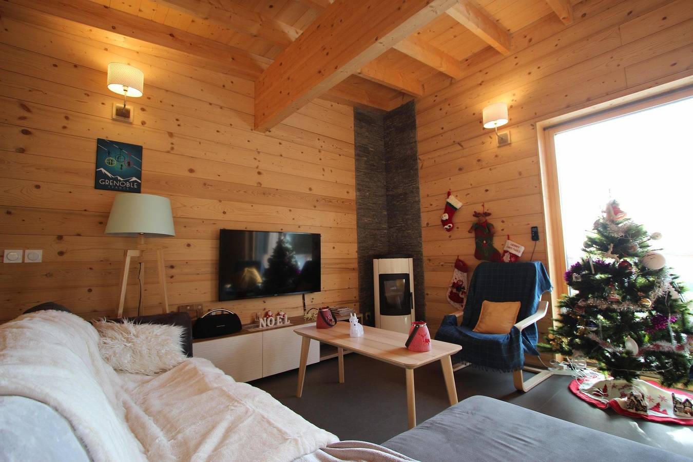 Chalet Bonhomme - 5 room duplex chalet 12 people in Chamrousse, Écrins National Park