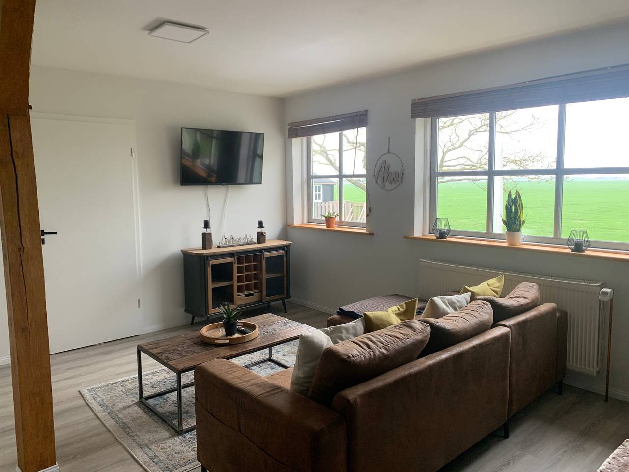 Ganze Ferienwohnung, Ferienwohnung Noah - Pool, Wlan, ruhige Lage, Nordseenähe in Kronprinzenkoog, Dithmarschen