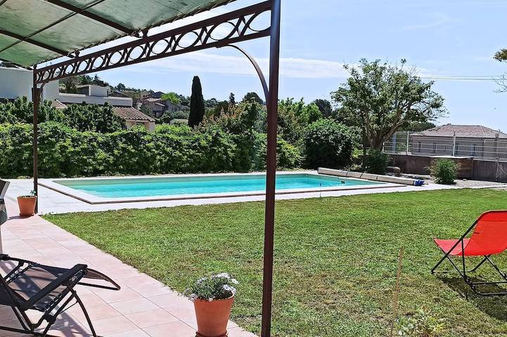 Location de vacances pour 4 personnes, avec jardin à Cabrières-d'Aigues - 3