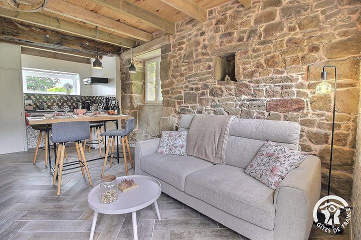 Gîte pour 2 personnes, avec terrasse et jardin