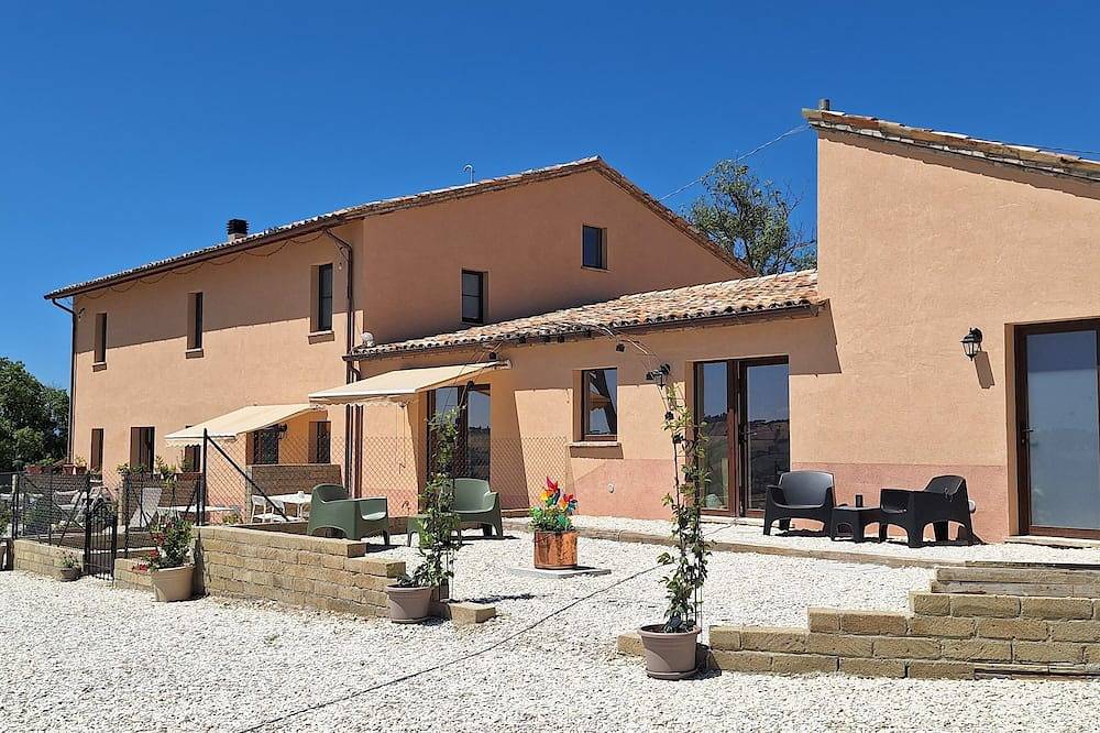 Casa Talènt, dog-friendly vacation rental in the heart of Le Marche! in Monte Porzio, Valle del Metauro