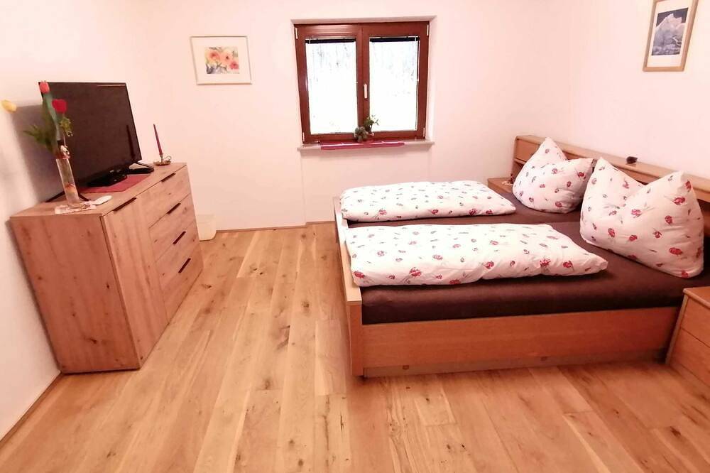 Apartment house Paradise - Standard Paradise in Götzens, Innsbruck Land