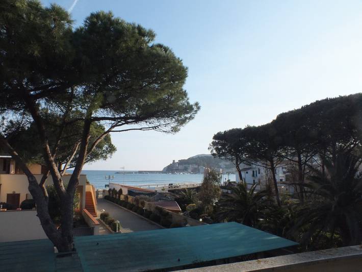 Location de vacances pour 6 personnes, avec Balcon à Marina di Campo