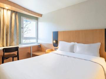 Hôtel pour 2 personnes, avec jardin, animaux acceptés à Bron