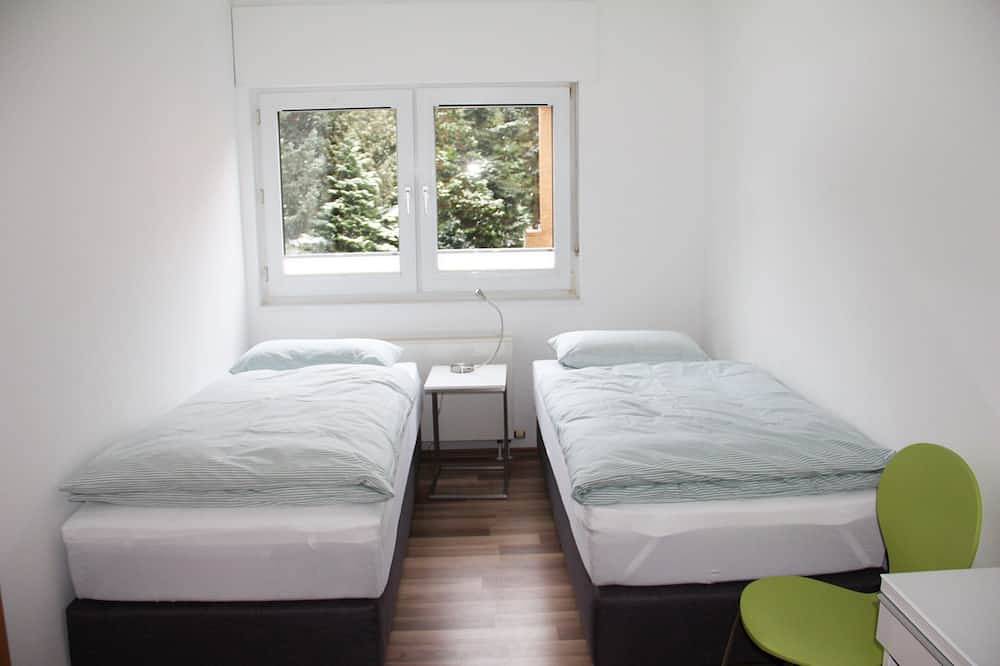 Ganze Wohnung, Sehr hochwertige Ferienwohnung, im Grünen gelegen in Berlin-Spandau in Berlin Hakenfelde, Berlin