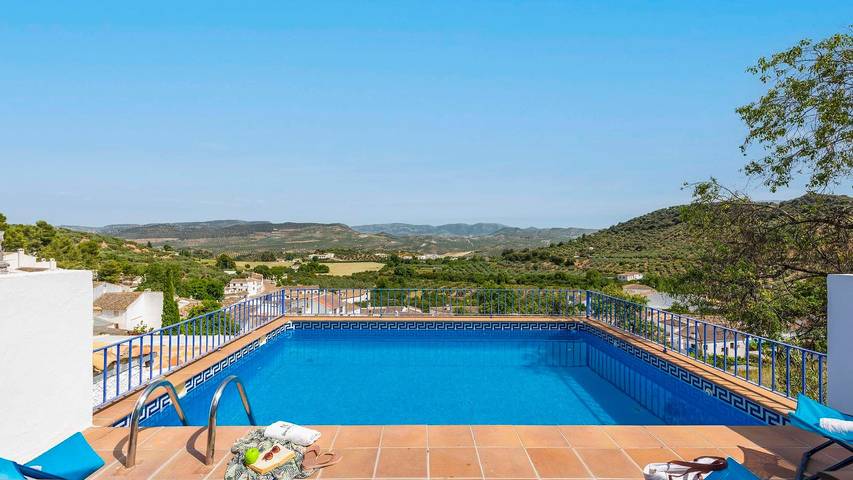 Casa de vacaciones para 8 personas, con Balcón/Terraza y Piscina en Priego de Córdoba