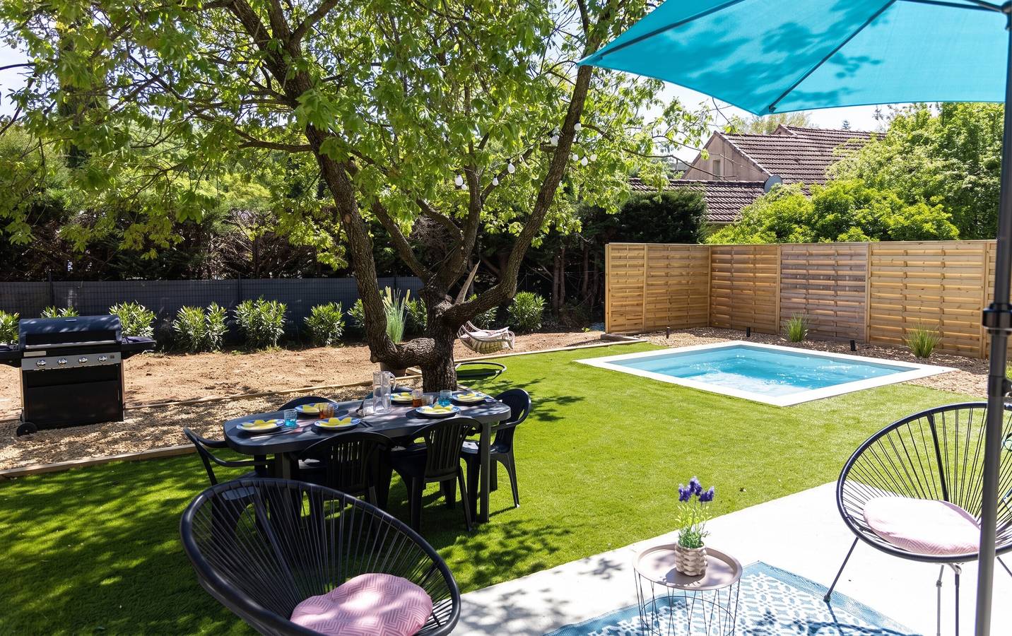 Charmante villa avec piscine privée à Saignon in Saignon, Parc naturel régional du Luberon