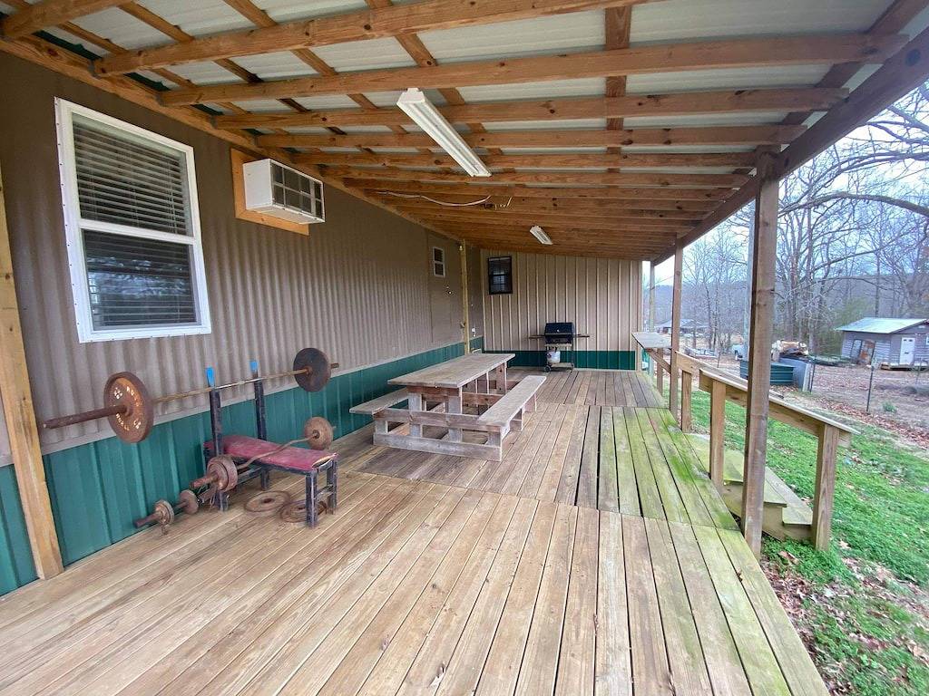 Coffeeville getaway minutes from grenada lake in Yalobusha County
