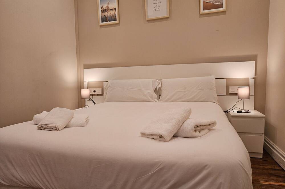 Appartamento intero, 135B2 Precioso Apartamento en Playa in Distrito Centro (Gijón), Gijon