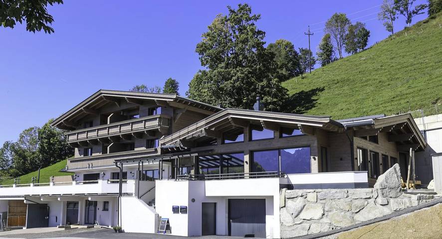 Ferienwohnung für 5 Personen, mit Ausblick und Terrasse in Kaisergebirge
