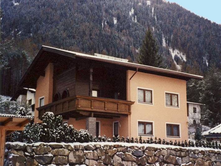 Ferienwohnung für 4 Personen, mit Garten in Sautens