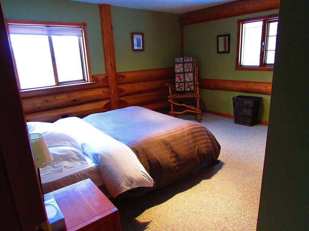 Log Home Getaway mit unglaublichen Blick auf die Berge in Kicking Horse