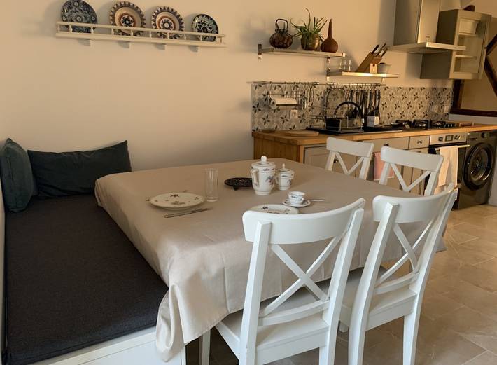 Gîte pour 9 personnes, avec jardin ainsi que terrasse et piscine à La Jaudonnière - 3