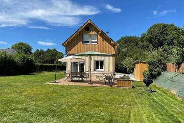 Gîte pour 7 personnes, avec jardin et terrasse à Boulleville
