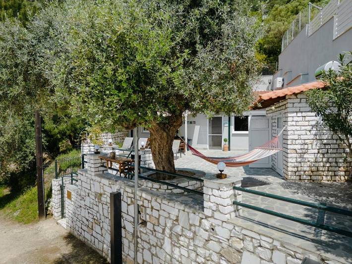 Holiday rental for 6 people, with garden and view, with pets in Thassos
