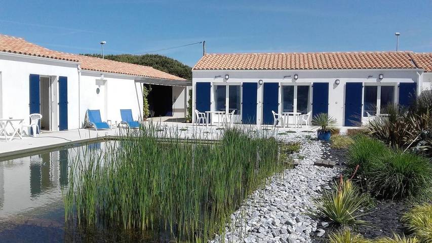 Chambre d’hôte pour 3 personnes, avec piscine ainsi que jardin et vue sur l' Île d'Oléron - 2
