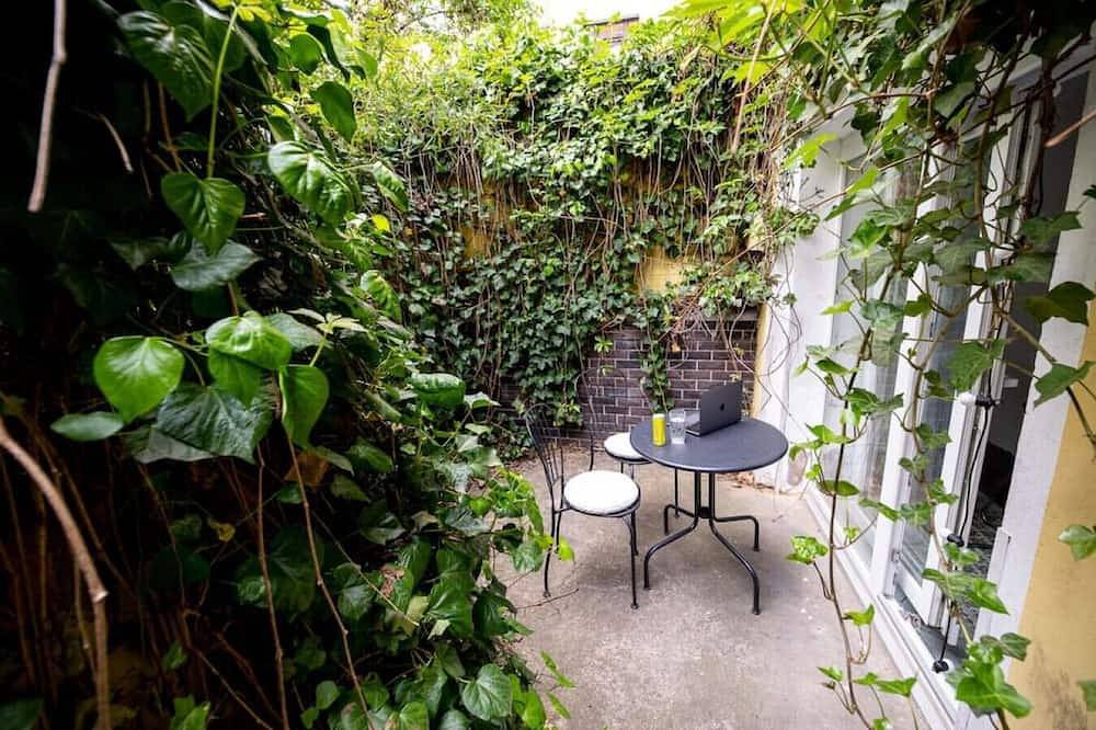 Ganze Wohnung, City Apartment with terrace in Moabit in Moabit Berlin, Berlin