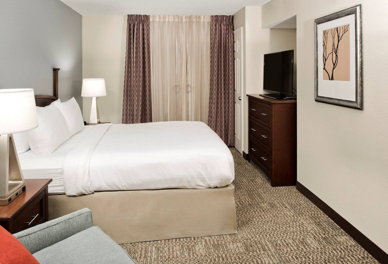 Staybridge Suites Charlotte Ballantyne in Charlotte, Mecklenburg County