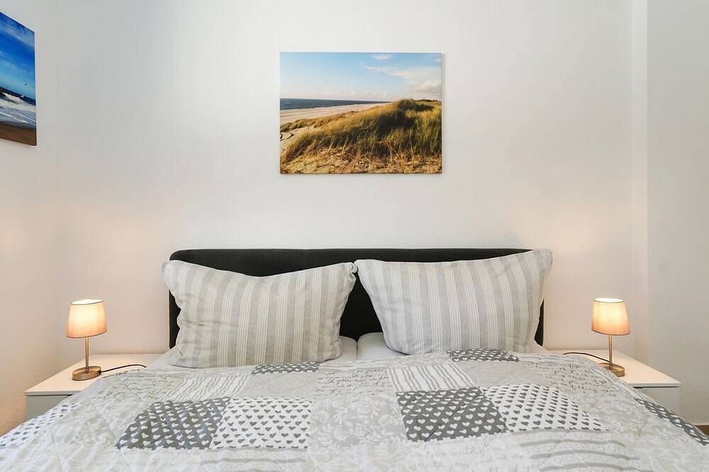 Ganze Wohnung, Nordstern - Nordstern – 3-Zimmer-App. für 4 Personen mit Terrasse, Stellplatz, in Westerland, Sylt (Gemeinde)
