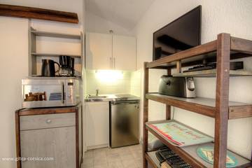 Gîte pour 3 Personnes dans Costa, Région de Calvi, Photo 3