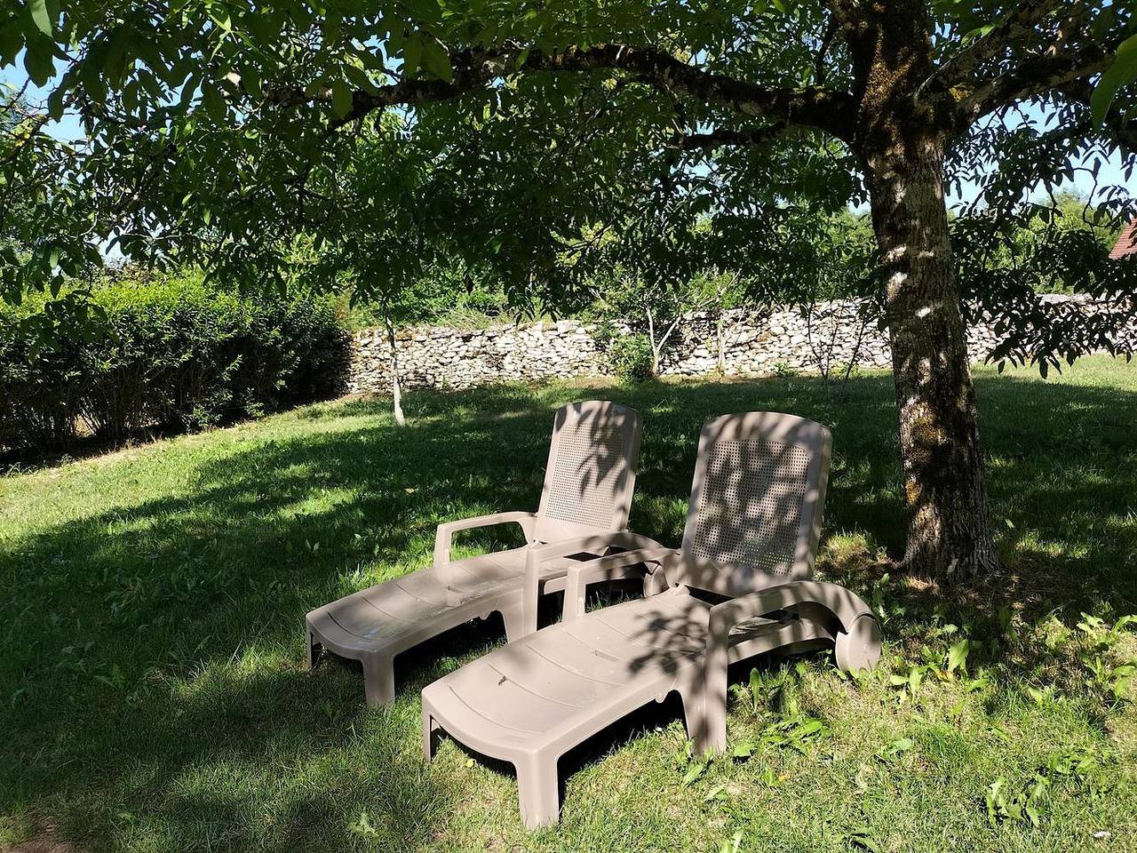 Gîte für 3 Personen mit Garten in Gramat, Quercy