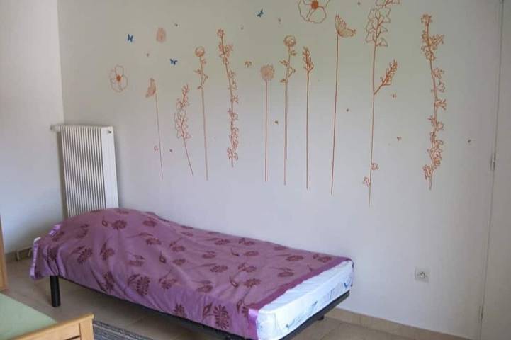 Location de vacances pour 6 personnes, avec piscine ainsi que jacuzzi et jardin à Mazille - 3