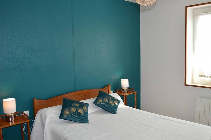 Gîte pour 6 personnes, avec jardin à Saint-Quentin-sur-le-Homme - 4