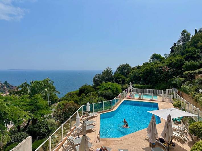 Vakantieappartement voor 2 personen, met zwembad en balkon/terras in Théoule-sur-Mer