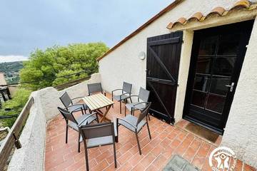 Gîte pour 7 personnes, animaux acceptés à Treilles