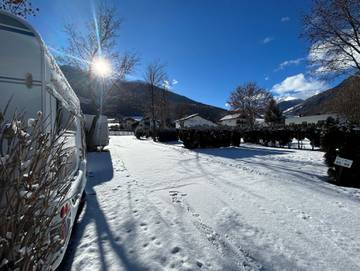 Bungalow für 5 Personen, mit Sauna und Terrasse sowie Whirlpool und Garten in Südtirol