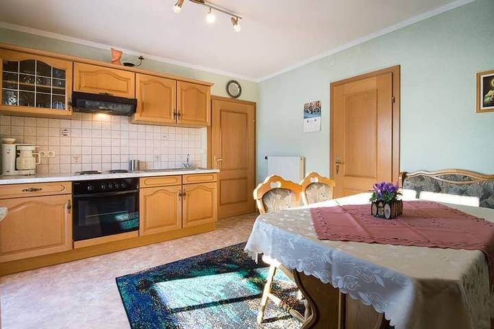 Bauernhof für 5 Personen, mit Balkon und Garten
