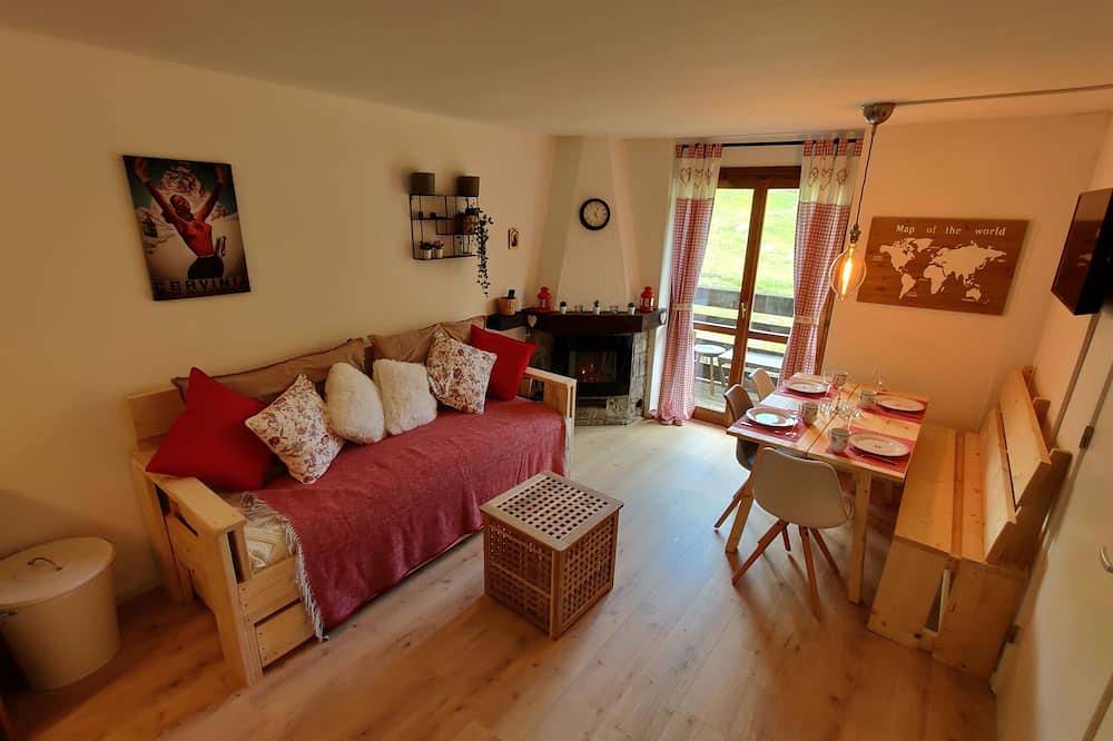 Geheel appartement, Skichalet Cervinia Martino e Bassi ski-in-ski-out 6 persoons zonnig balkon wifi in Cervinia, Valtournenche en omgeving