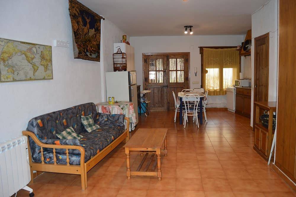 Casa Rural La Vid · Experiencias, chimenea y escapadas en grupo in Cadalso de los Vidrios, Provincia de Madrid