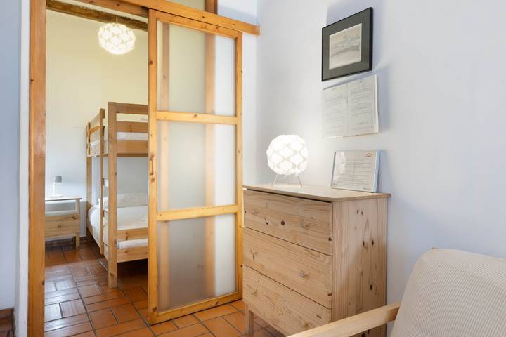 Ganze Wohnung, Ferienwohnung für 4 Personen mit Garten in Barcelona Zentrum, Barcelona