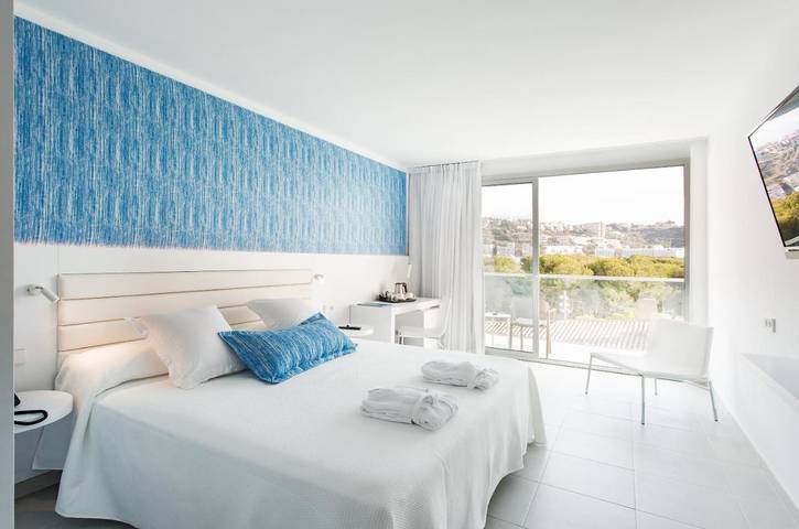 Hôtel pour 2 personnes, avec jacuzzi et terrasse ainsi que jardin et sauna à Santa Ponsa - 4