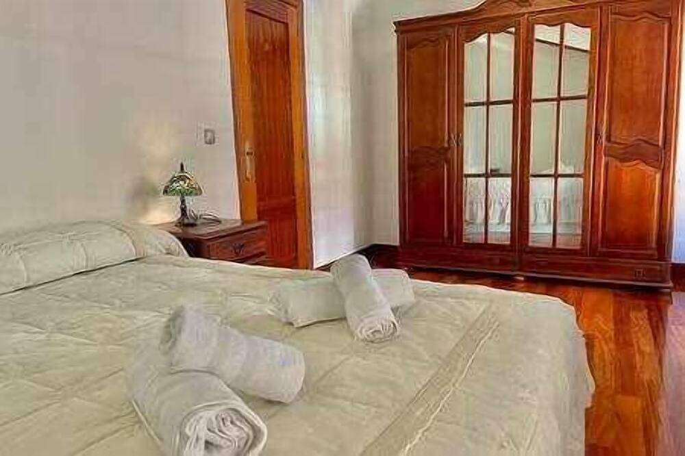 Appartement entier, Txiripa Etxea , Piso Céntrico en Casco Antiguo in Bermeo, Côte Basque (Espagne)