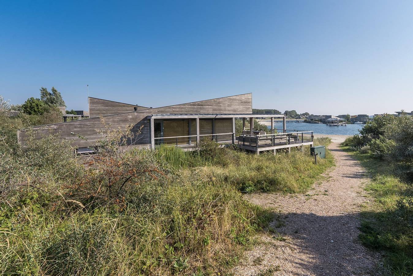 Villa for 6 Guests in Goeree-Overflakkee, North Sea Netherlands