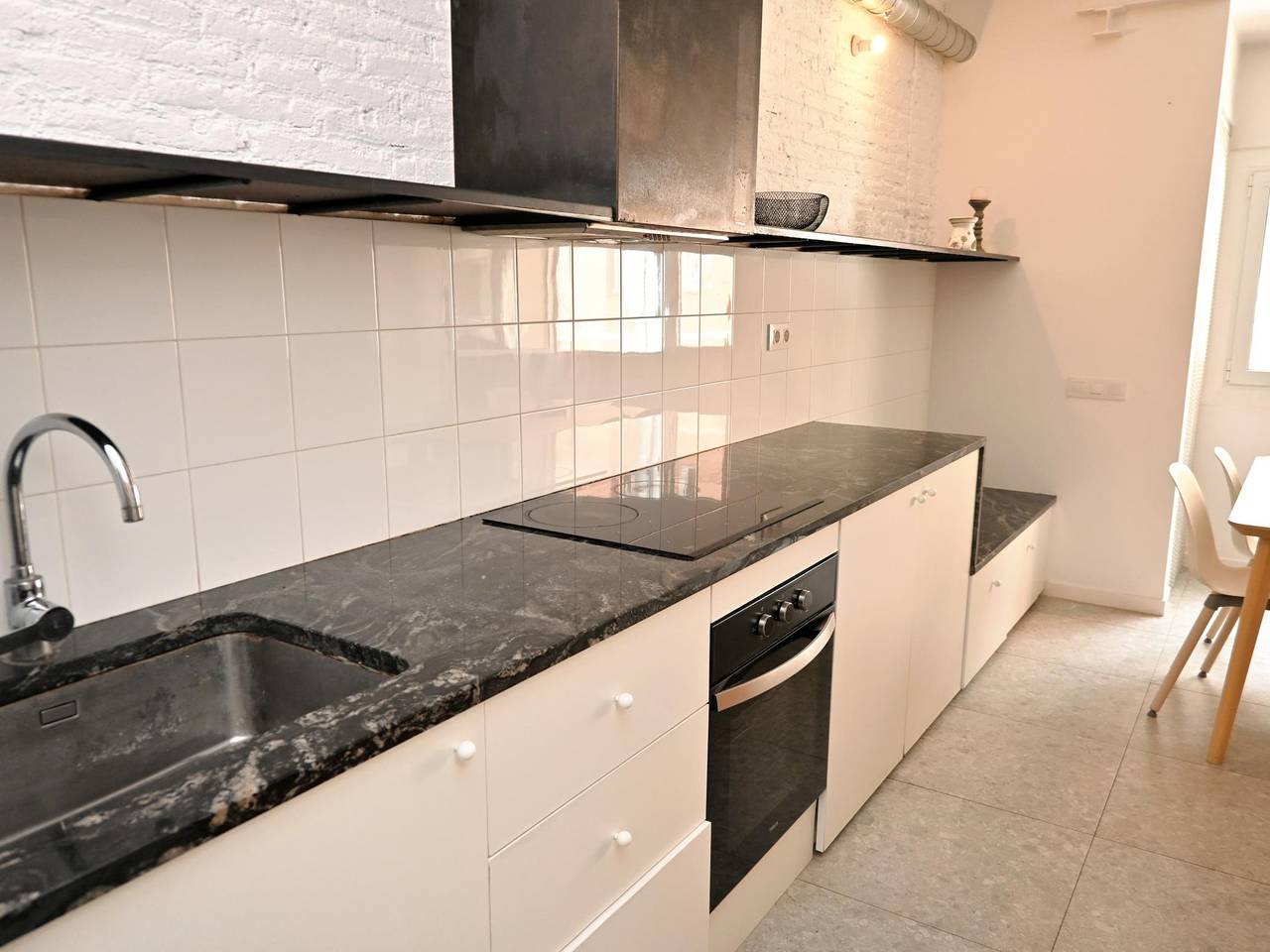 Apartamento vacacional entero, Homenfun Barcelona Hospital Clínic l in Centro Barcelona, Barcelona