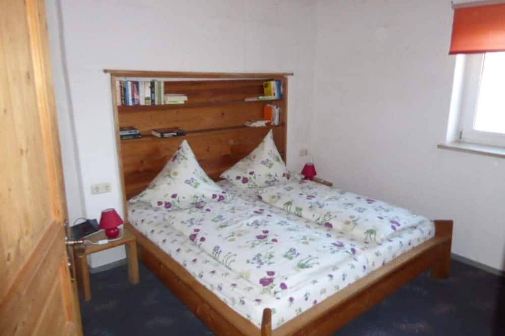Ganze Wohnung, Liebevoll eingerichtete Ferienwohnung mit voll ausgestatteter Küche in Berching, Ostbayern