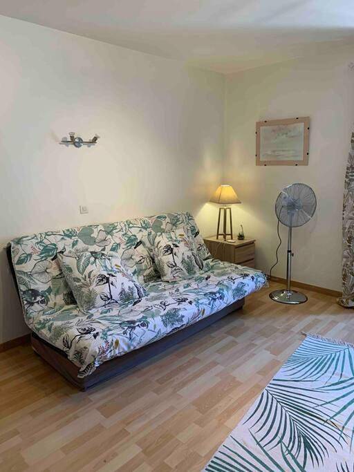 Appartement entier, One-Bedroom Apartment in Aubenas, Ardèche