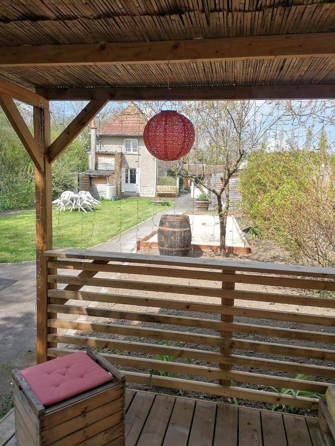 Location de vacances pour 6 personnes, avec piscine et jardin à Châtellerault - 3