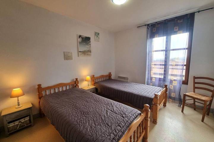 Gîte pour 4 personnes, avec balcon à Saint-André-d'Apchon - 2