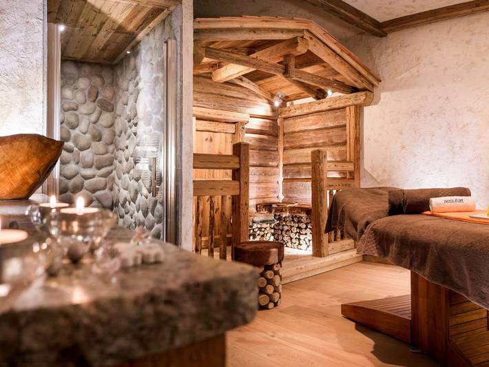 Gîte pour 8 personnes, avec sauna ainsi que bassin pour enfant et balcon à Tignes - 4