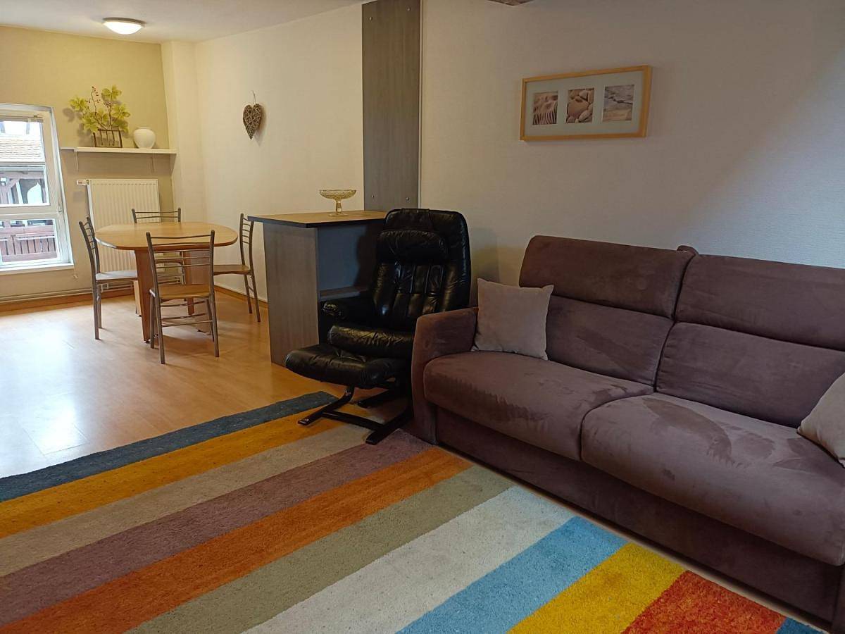 Appartement entier, Studio in Weißenburg, Région de Wissembourg