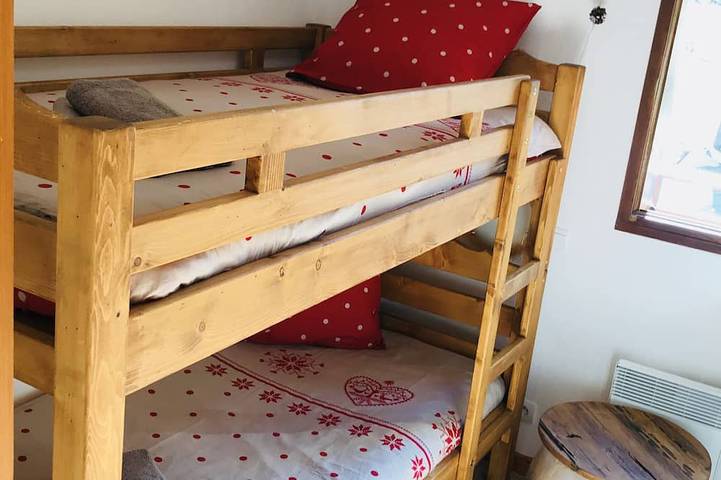 Ganze Wohnung, Apartment für 6 Personen, am Fuße der Piste, Panoramaterrasse in La Plume in La Joue du Loup, Le Dévoluy