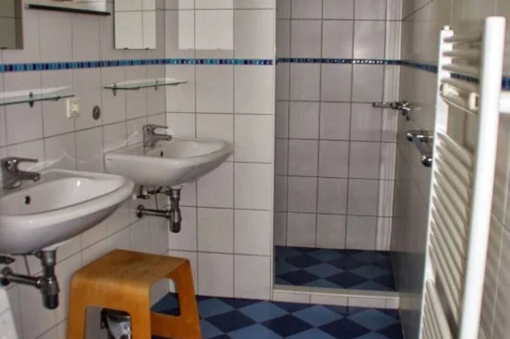 Secluded Holiday Home by the Sea \"De Zuidwester\" in Cadzand, Zeeuwse Kust