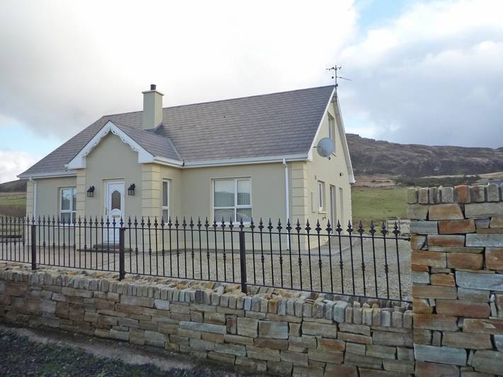 Holiday home for 8 people, with Garden in County Donegal