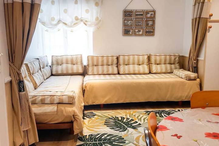 Location de vacances pour 4 personnes, avec piscine et terrasse à Saint-Martin-des-Entrées - 4