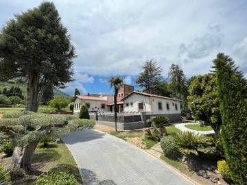 Casa Rural para 18 Personas en San Feliu de Pallarols, Garrotxa, Foto 1