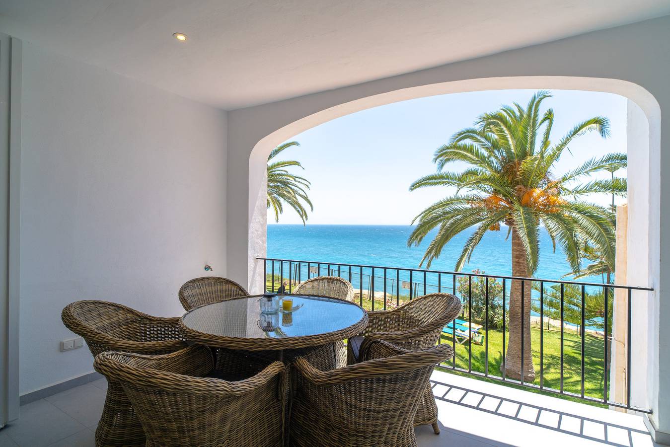 Appartement entier, Tuhillo E1 Luxury Seaview in Playa Carabeíllo, Nerja